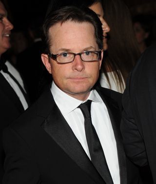 マイケル・J・フォックス、ドキュメンタリーでパーキンソン病の最初の兆候を振り返るハーパーズ バザー Harper's BAZAAR 公式