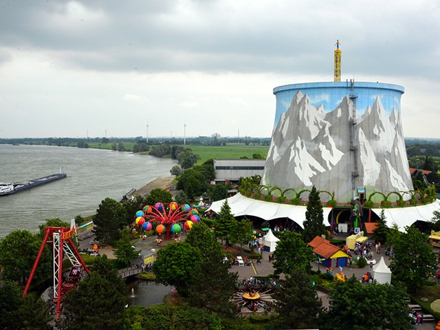 個別のカルカル誘導短幹人工股関節のステム位置決め