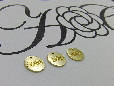 金属へのロゴ入れができるオリジナルの打刻印が作れます