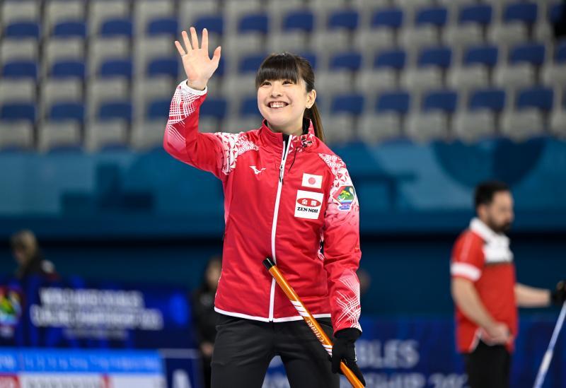□応援ありがとうございました□ カーリング部の松村選手が谷田選手とペアを組んで「ミックダブルスカーリング日本代表決定戦」に出場しました。惜しくも日本代表には届きませんでしたが、最後まで力を出し切りました。ご声援をくださった皆さま、ありがとうございました