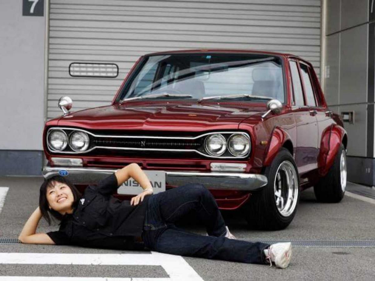 日産スカイラインGT-R KPGC10 R32AUTOCAR JAPAN