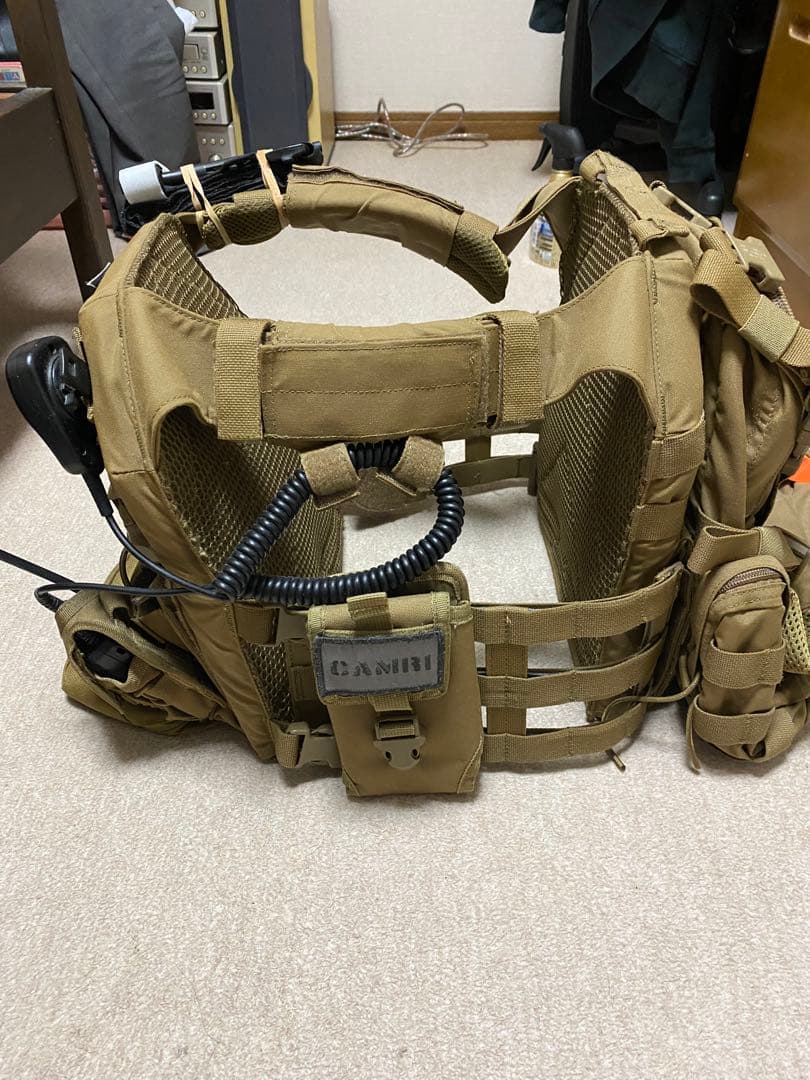 米軍放出品実物 プレートキャリア 最終価格米軍放出品実物 プレートキャリア