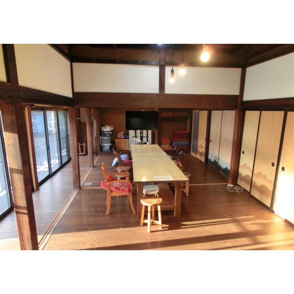 Archi-lab. 「築80年の古民家シェアオフィス」かざはやファクトリー