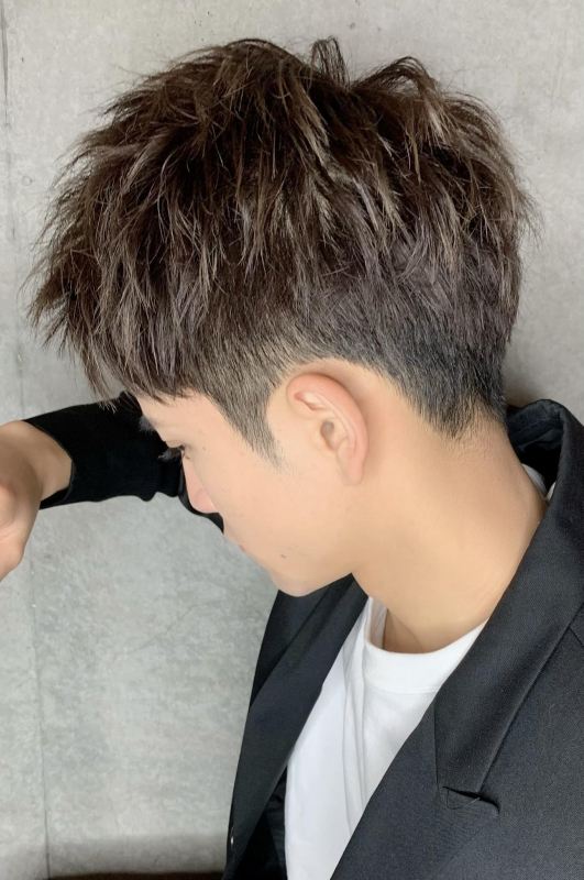 メンズ、ビジネスマン向けのツーブロックビジネスショート卵型×ショートの30代-40代におすすめ ツーブロック 刈り上げ ×黒髪 ブラック ビジネス・オフィスヘアスタイル-OZmallヘアサロン予約