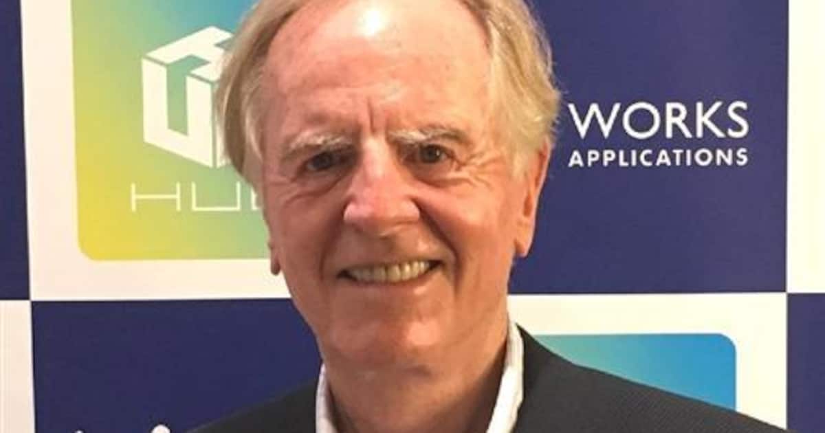 25年前、Appleの取締役会はCEOのジョン・スカリーを追い出したんだよね。 : r apple