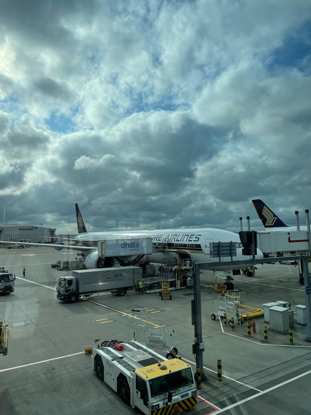 裏技 飛行機の座席をエコノミーからビジネスに無料でアップグレードする方法 - OTONA LIFEオトナライフ