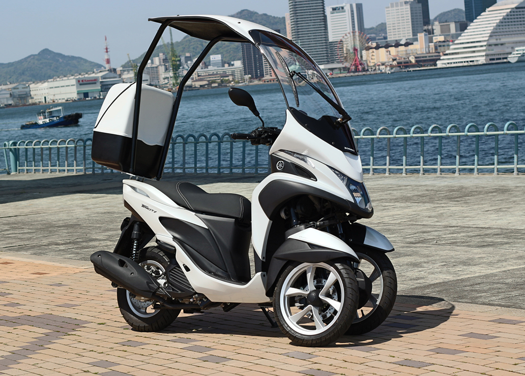 トリシティ155 ルーフ仕様 特大リアボックス東京大田区のバイク修理・販売オートサービス翔