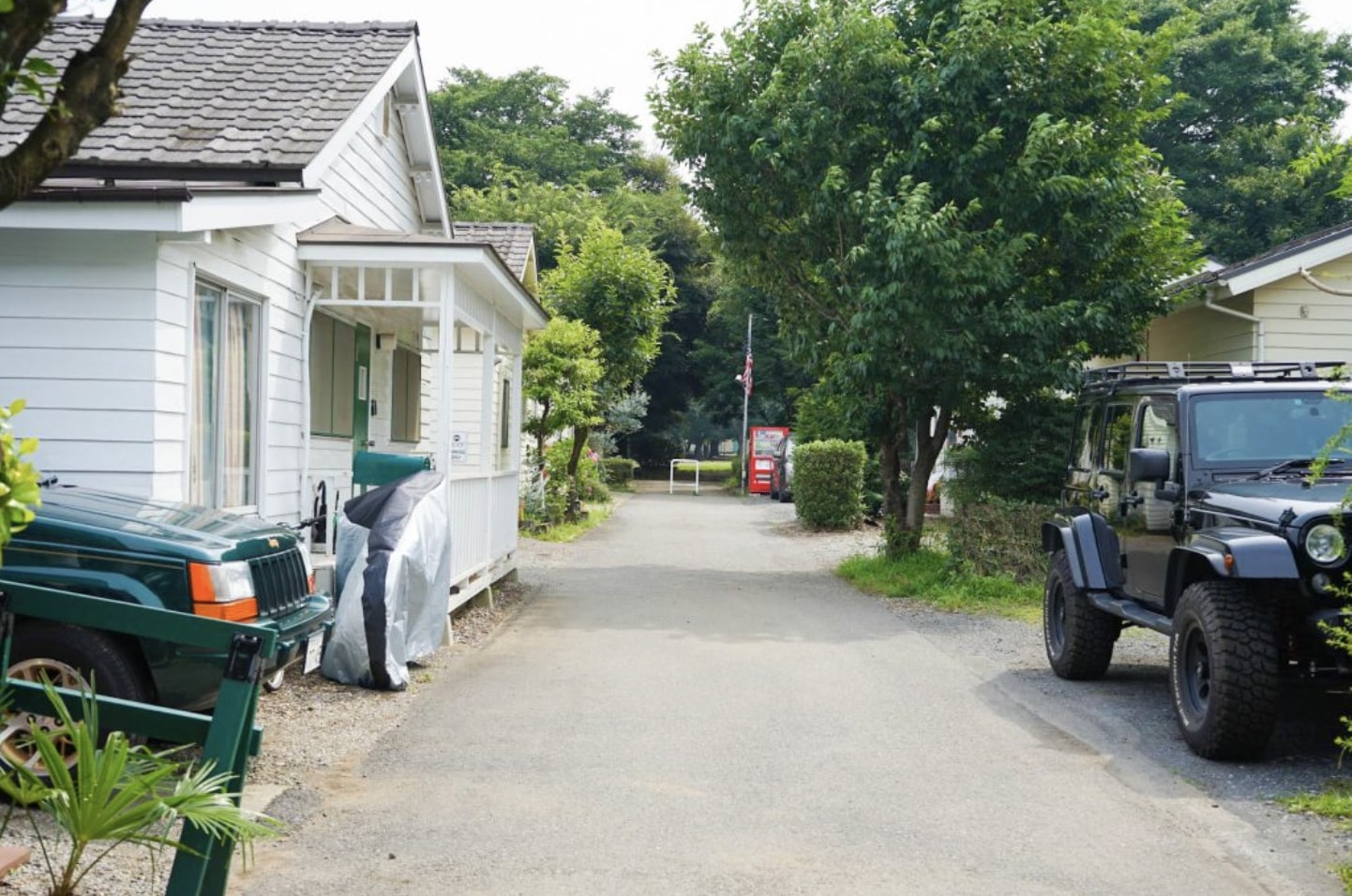 ワシントンD.C.郊外の住宅街 バージニア州 アメリカの写真素材FYI03845367ストックフォトの QleanMarket キュリンマーケット