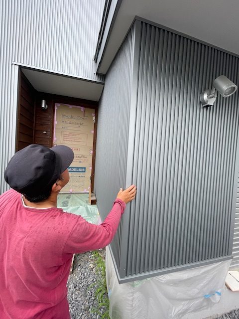 外壁 ガルスパン貼り方TikTok