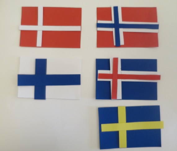 十字架に関する記事一覧世界の国旗