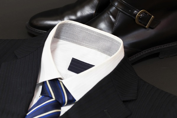 楽天市場送料無料 ワイシャツ ブラウス ストライプシャツ 品質良い メンズシャツ 長袖 ボタンダウン スーツシャツ ビジネス フォーマルシャツ折り襟 メンズ Yシャツ トップス カッコイイ 成人式 入学式 卒業式 大きサイズ 紳士服 普段着 通勤通学 会社 就活 春夏秋