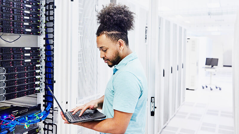 マルチベンダーサポート : 富士通