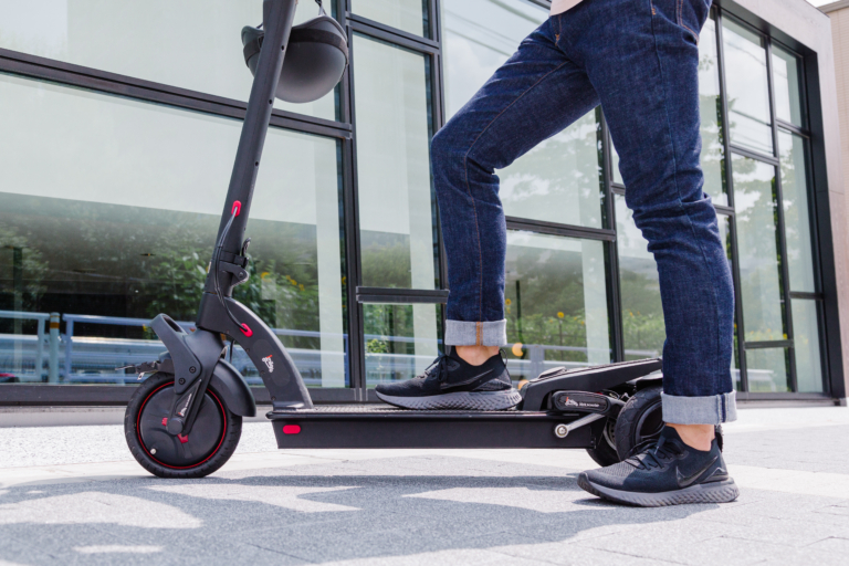 電動キックボード登録とプチ改造 とある作業員のDIY！！act４- YouTube