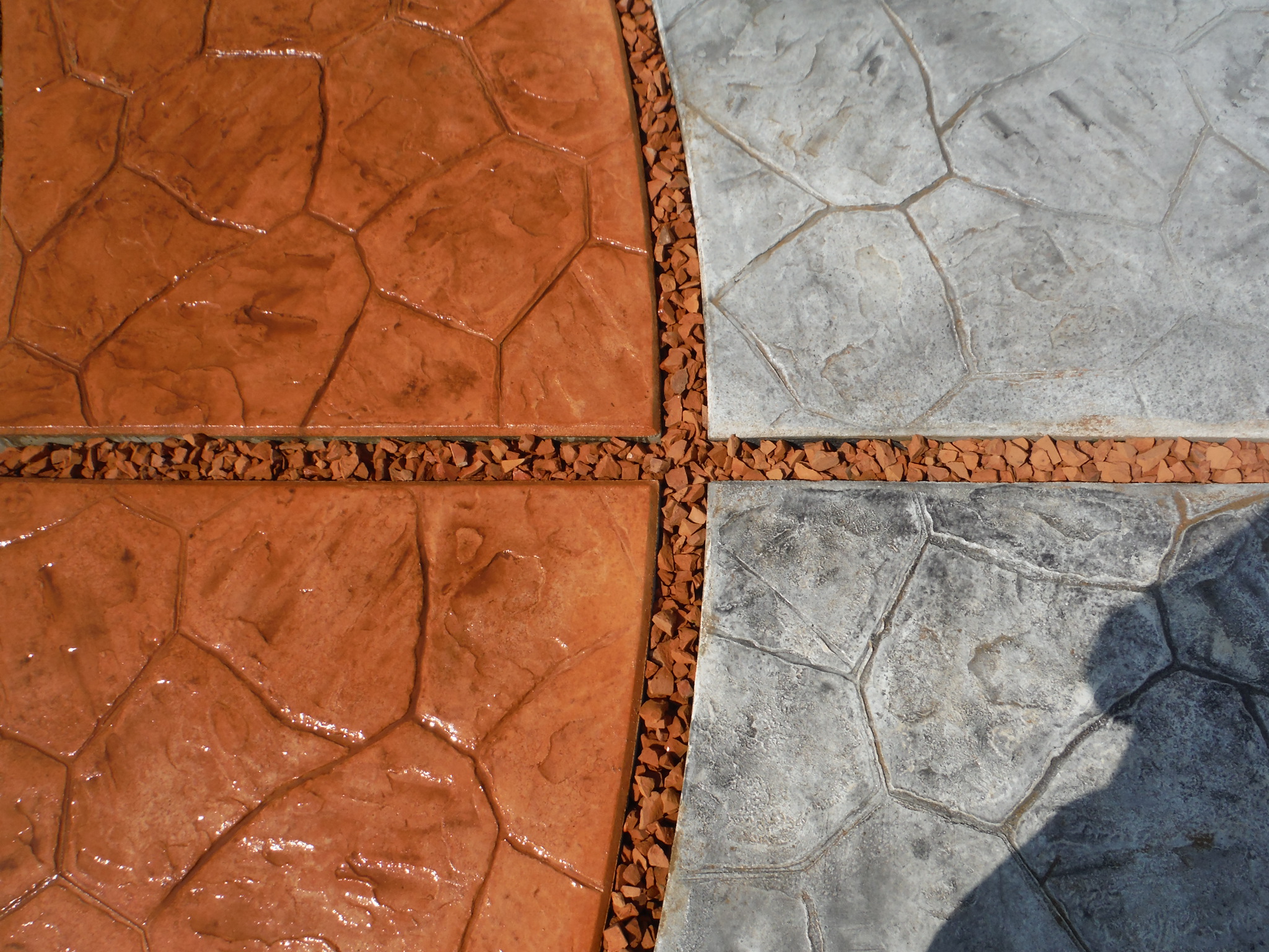 雑草対策にもなり、見た目も美しいリンクストーンの目地アイディアいっぱいお庭ブログ