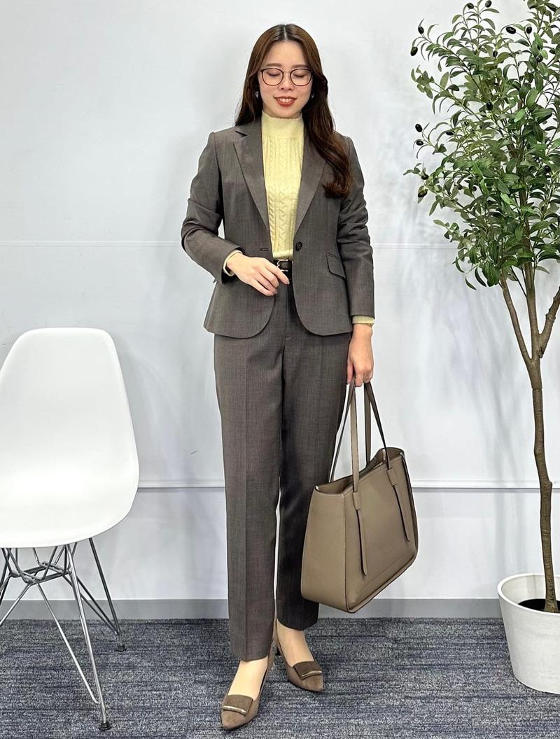 オフィスカジュアルのルールは5つ！NG例とおすすめのコーデもあわせてご紹介コラム AOKI公式通販