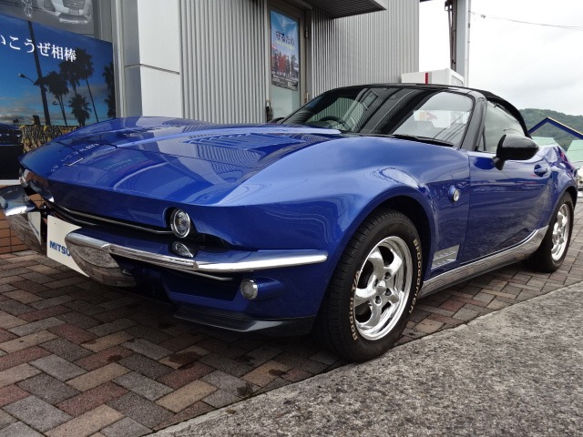 光岡自動車「ビュート ストーリー」、デザインテーマ「丸」で表現されたノスタルジックな外観 : 読売新聞