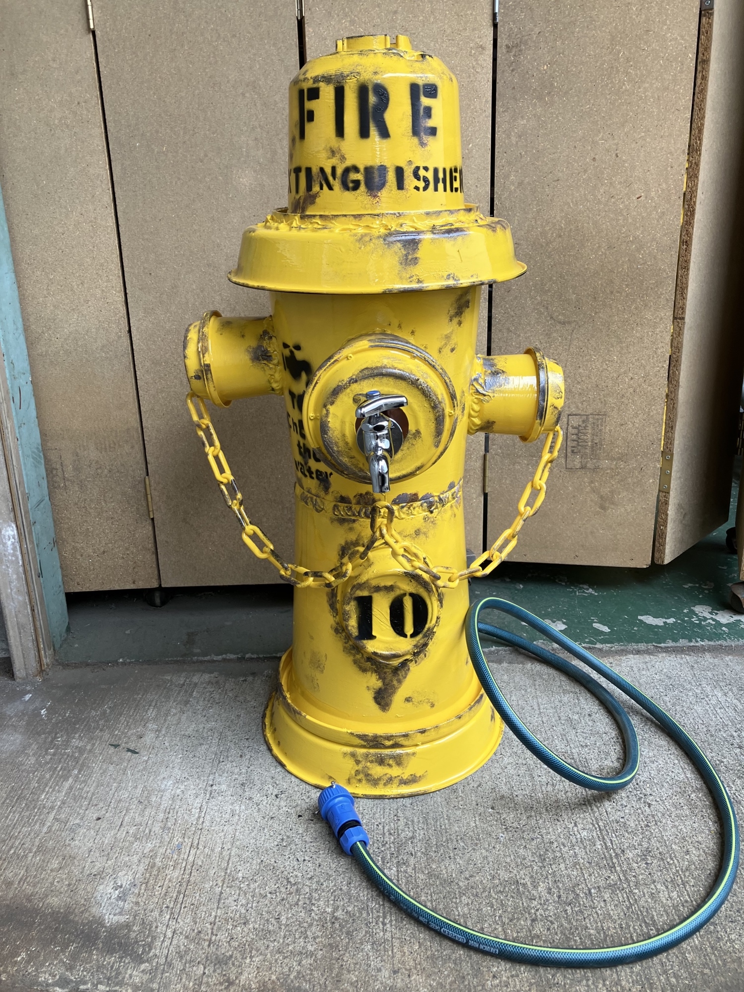 ウイスキー樽 の立水栓オープン&クローズ看板アメリカンヴィンテージな家 ガレージシンク