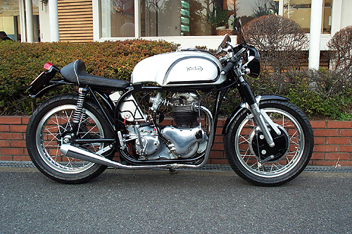 モーターガレージグッズ 大阪府豊中市カスタムショップ紹介バージンハーレ