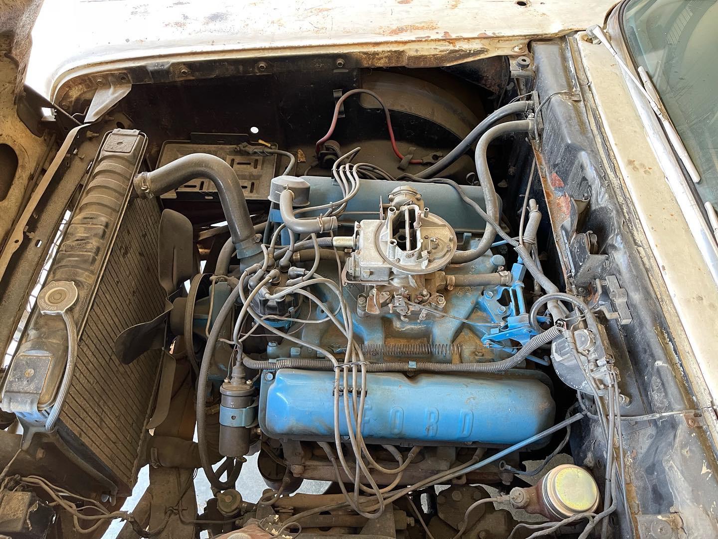 無事に登録完了‼︎ さぁ飛びますよー🚀登録完了ランチェロ1年かかったサビ増えた1959fordranchero1959fordfordranchero59ranchero59fordvictorhotrodshoparrivedcustom🚀coolサイコーgaragehappygaragelifeガレージ