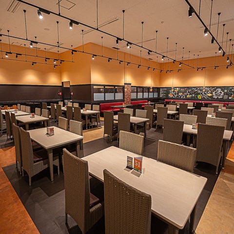 🌺カラーサンドでハワイアンなメモスタンド作り🏖️ hawaii one surfさん @hawaii_one_surf 🌺ワークショップ内容メモクリップサンドアート ⭐︎参加費 1,500円 ⭐︎所要時間 30分程度 ⭐︎対象年齢 3歳〜大人までスプーンが一人で持てるお子様から体験して頂けます