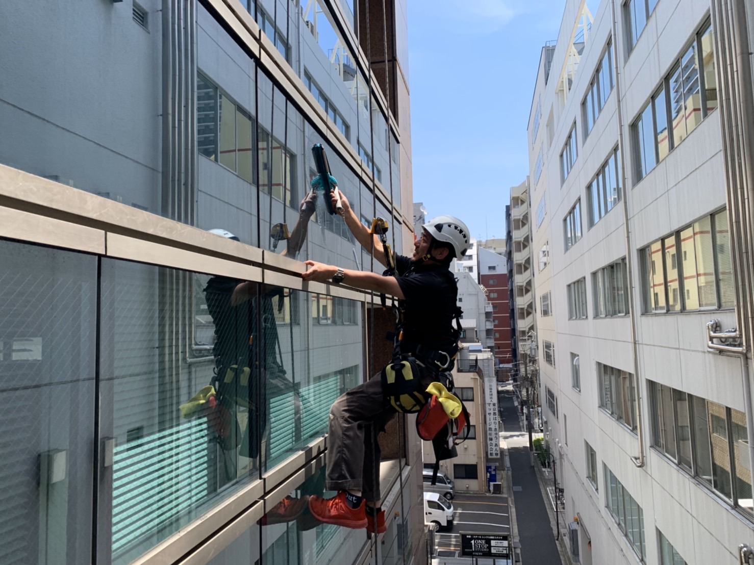 ビル窓清掃 写真素材1066655- フォトライブラリ