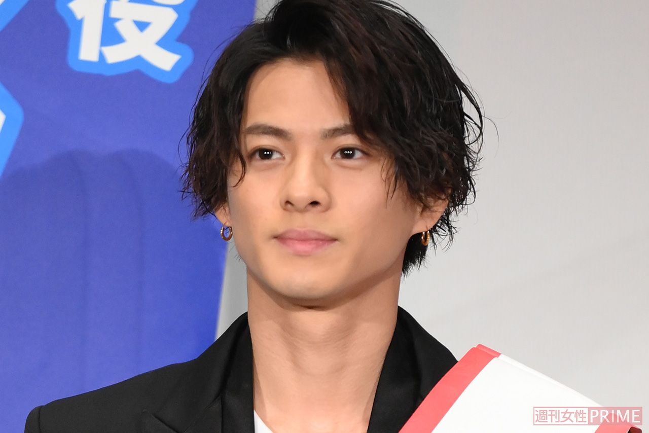 脇が甘すぎ」TOBE平野紫耀の「右手にアイコス」インスタ投稿でファン動揺！「幻滅した」こまめ返信も下ネタ回答でユーザー困惑、ジャニーズ時代にはなかったSNS自爆 3ページ目週刊女性PRIME