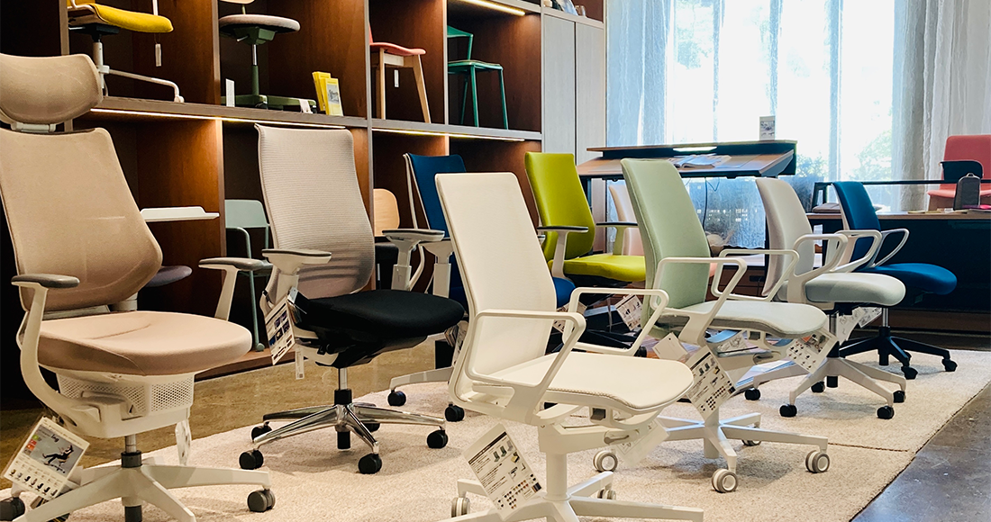 ニトリ オフィスチェア OC905 革 BKニトリ オフィスチェア OC905 革 BK -東京都内の