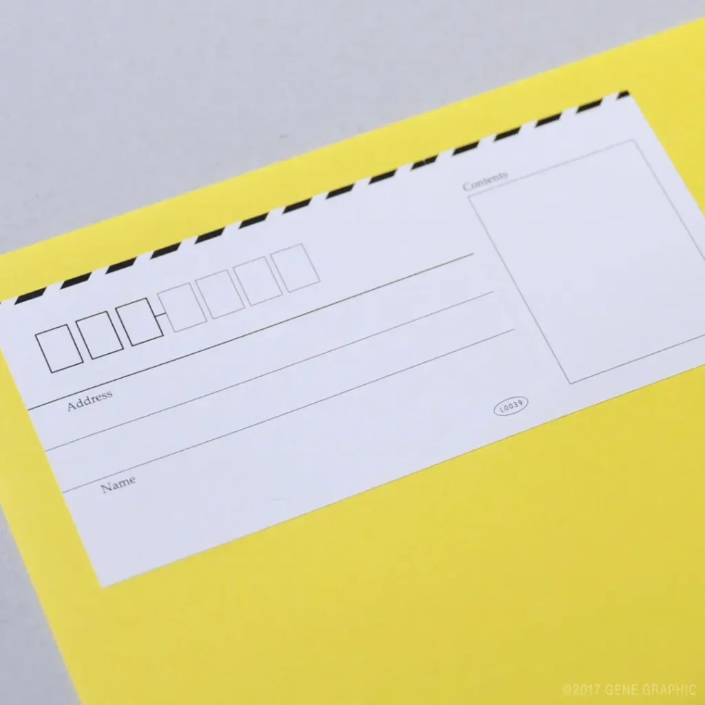 かわいい花やリーフのイラストが入ったおしゃれな宛名ラベルのテンプレートハガキや封筒に貼れる宛名ラベルのテンプレートで、お