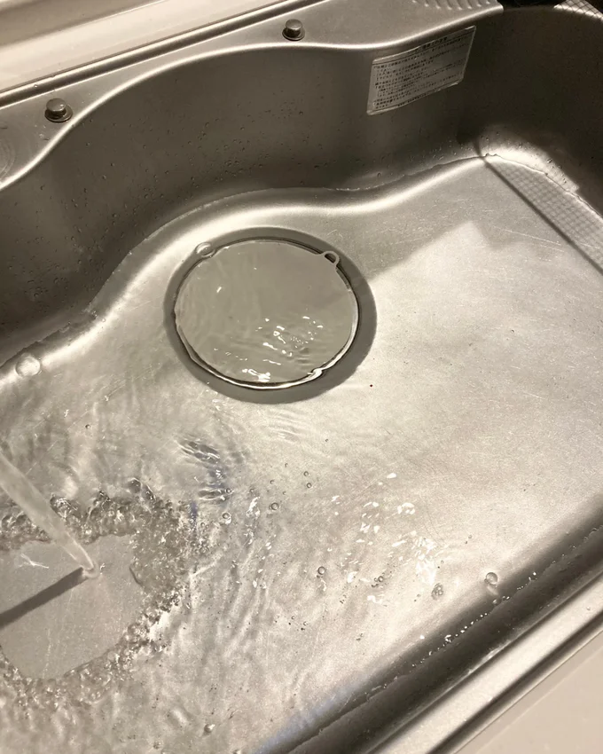 キッチンの排水口掃除をとにかく楽に。方法と手順を押さえてつまりを解消いつかキッチンを選ぶ日に。クリナップ