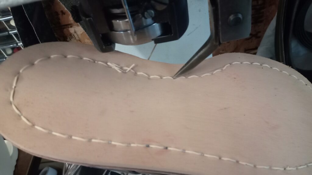 ブラックラピド式製法靴のパラダイス☆公式ブログ