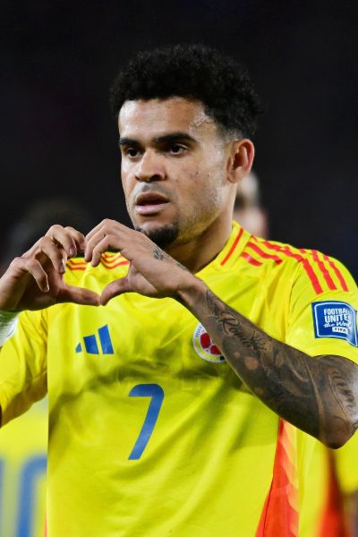 バルセロナ、２４０億ディアス獲り！ 今夏最大の補強ポイント、エムバペ移籍後のパリＳＧとの争奪戦か！？ - スポーツ報知