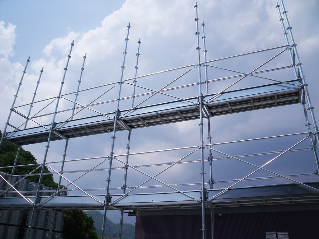 鳶工事各種足場の組み立て・解体、鉄骨の建て方など株式会社 富川工業