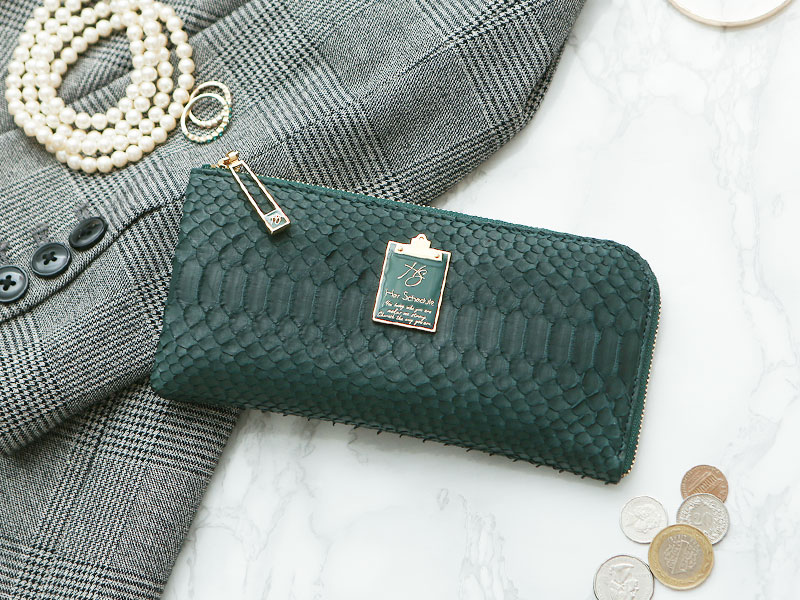 グリーン色のクロコダイル財布の魅力をご紹介！風水の効果や活用シーン・選ぶポイントを解説していきます – ATAOLAND+ アタオランドプラス 公式オンラインストア