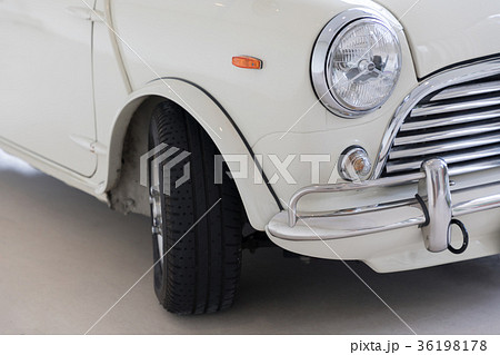 もはや懐かしい？ 昔のヘッドライトに「丸型」や「四角」が多いのはなぜ？ LED採用で自由度が上がった結果とはInfoseekニュース