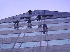 ガラス清掃・窓ガラス清掃業ビルトータルメンテナンスサービスエコル 株 東京都文京区