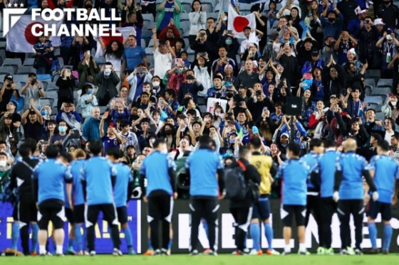 藤井風 アジアツアーバンコク ペットボトルストラップ まだ先ですが タイ🇹🇭バンコクのオリジナルグッズが発表になりました🍉 可愛いですね〜フルーツたっぷりの「エコバッグ」「ハンディファン」「 ペットボトルストラップ」 こちらは参加者しか買えないかも？ その他