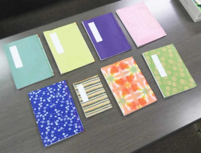 100円ショップの色画用紙で作る、小学生でもできる製本！ 工作アイデア１３- なる子とマーナル☆