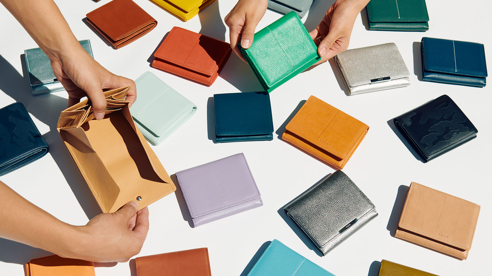 お金が貯まる 金運財布 金運 財布 開運財布 開運 財布 緑 グリーン 風水 風水財布 メンズ レディース 女性 長財布 サイフ 本革 革 レザーラウンドジップ ラウンドファスナー 運気の上がる財布 競馬 金運長財布 馬蹄 ホースシュー メンズ財布長 金運アップ グッズ 幸運