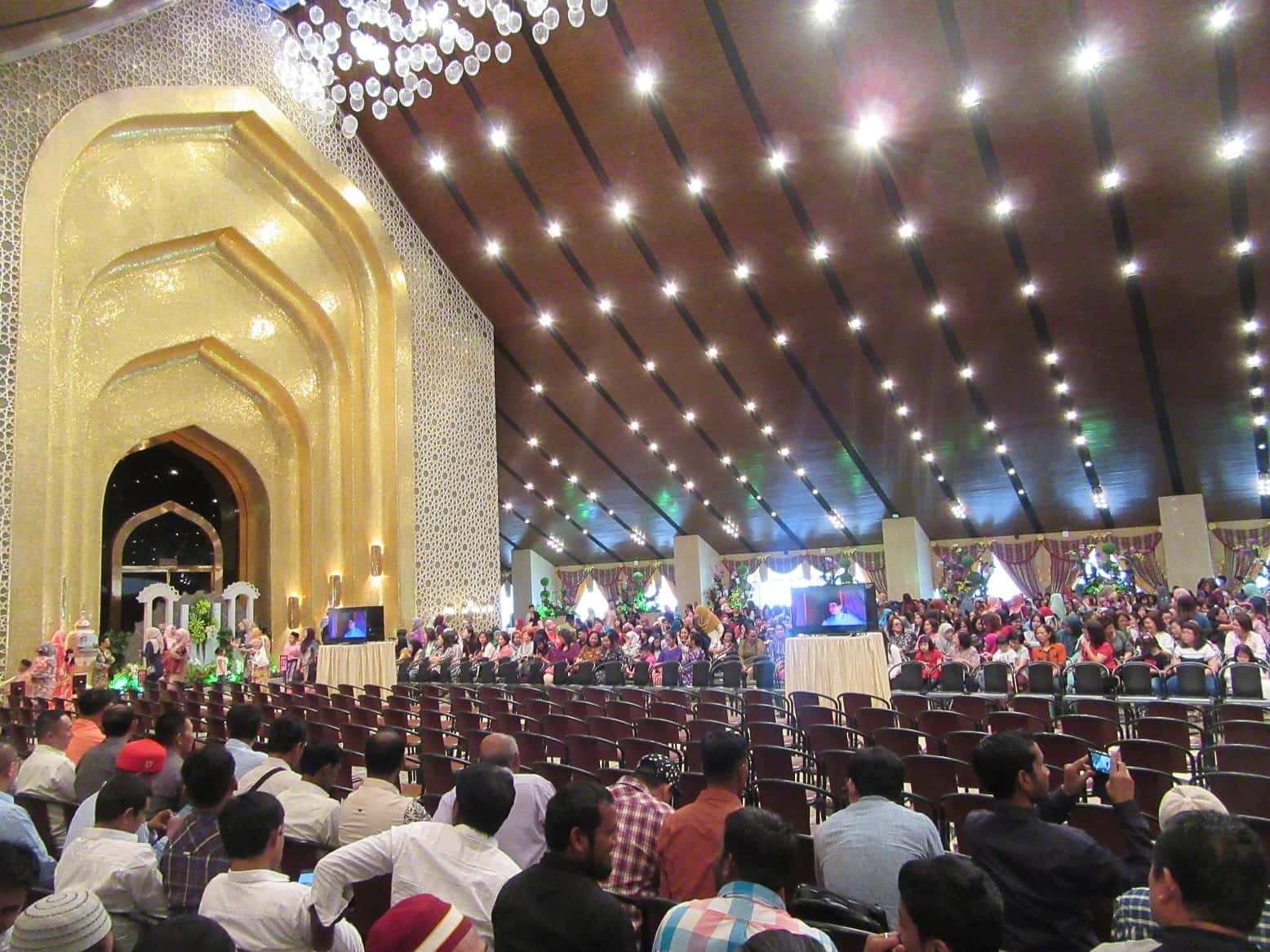 海外旅行 東洋のベニス 東南アジアのお金持ち国家 ブルネイってどんな国？観光はつまらない？ - ユメタビブログ