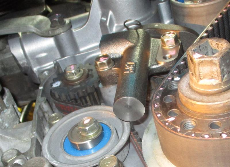 機械のベルトやチェーンの緩み・たるみの対策と寿命アップの方法とは