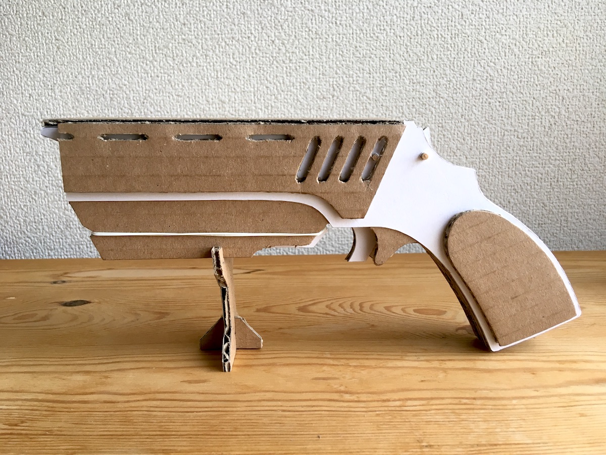 ダンボール工作キット サブマシンガン - メルカリ