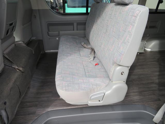 セカンドシート マツダMPV用 のパーツレビュータウンエースバン yossy64みんカラ