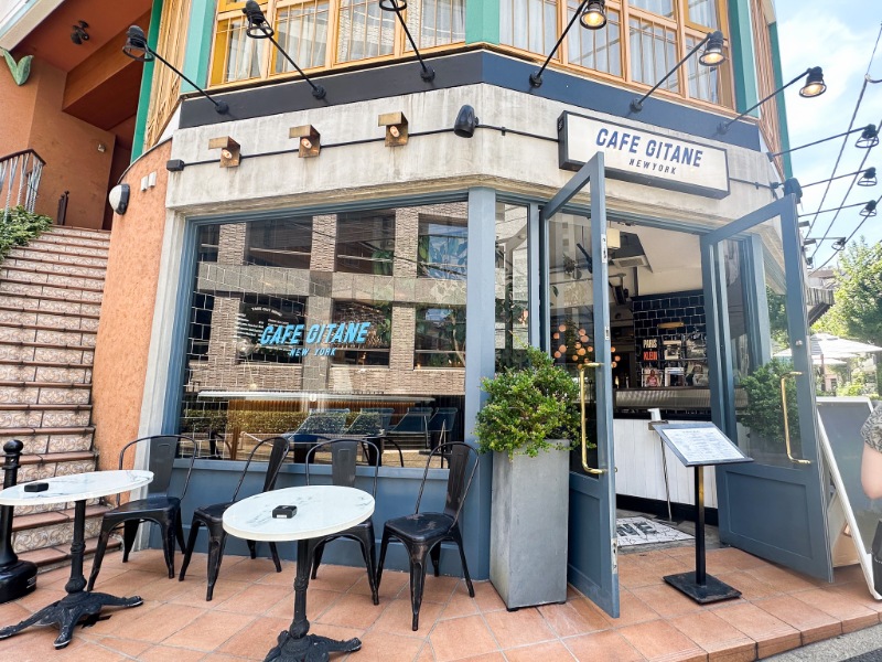 アボカド好き必食の1皿！『カフェ ジタン』 のアボカドトーストPARIS mag パリマグ