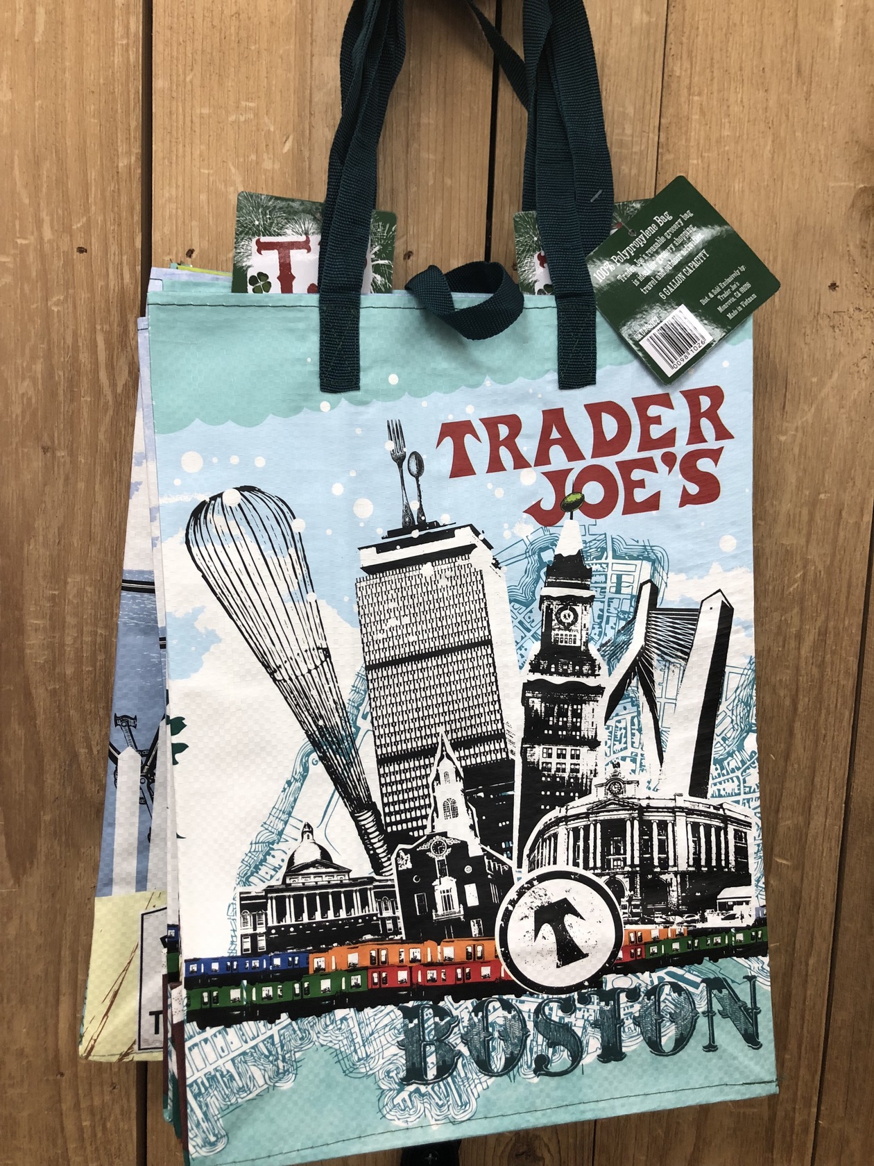 Trader Joe's トレーダージョーズ エコバッグ - メルカリ