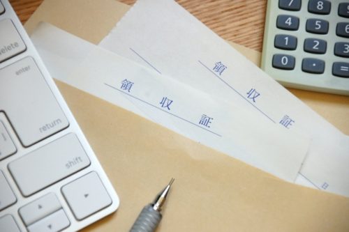 書類整理 1年分の領収書の収納に。セキセイ アクティフ 6インデックスフォルダー A4片づけものさし