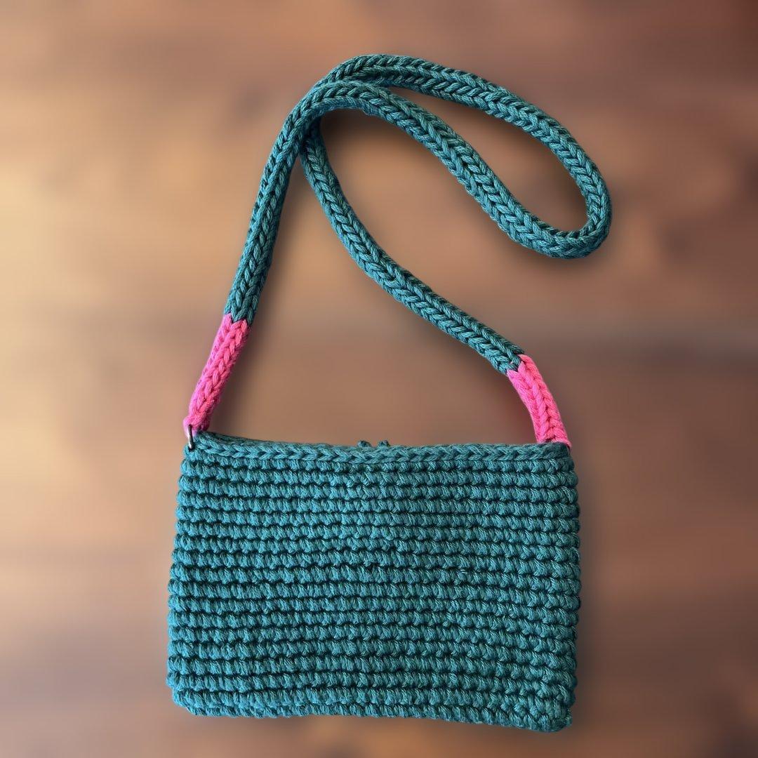 ハンドメイド クマ柄 サコッシュ ショルダーバッグ スマホショルダー 布製 - メルカリ