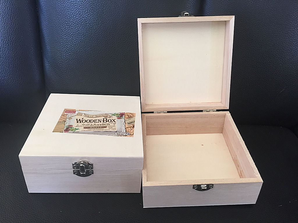 ダイソーで７００円の凄いツールボックスを発見！スライド式トレーで使いやすい。小物入れとしても