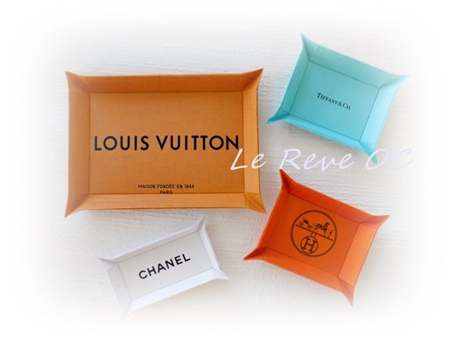 _____ ショップの紙袋 ショッパー の持ち方マイルールと活用法 収納用品として、イケアのRIBBAでインテリアディスプレイに : LOVEHOME収納&インテリア Powered by ライブドアブログ