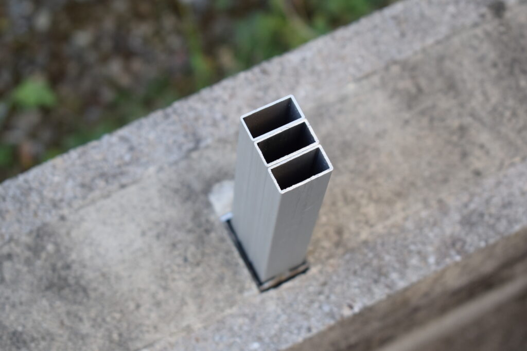 海老名市 フェンス柱ぐらつき修理海老名市でリフォームなら海老名トーヨー住器