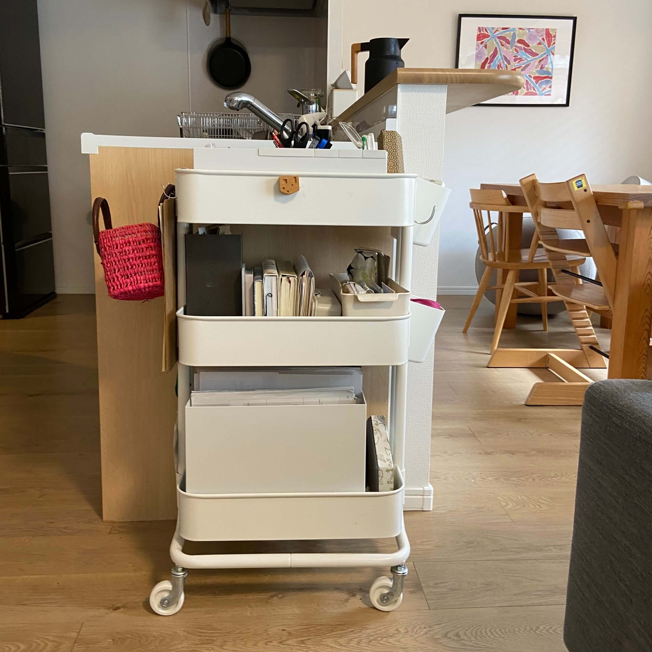 倉庫受取限定 サイドワゴン 3段 鍵付き A4 スチール製 ホワイト グレー ブラック スチールワゴン 完成品 キャスター付き 脇机サイ 商品番号：ld-in3-so の通販オフィス家具通販サイトのLOOKIT ルキット